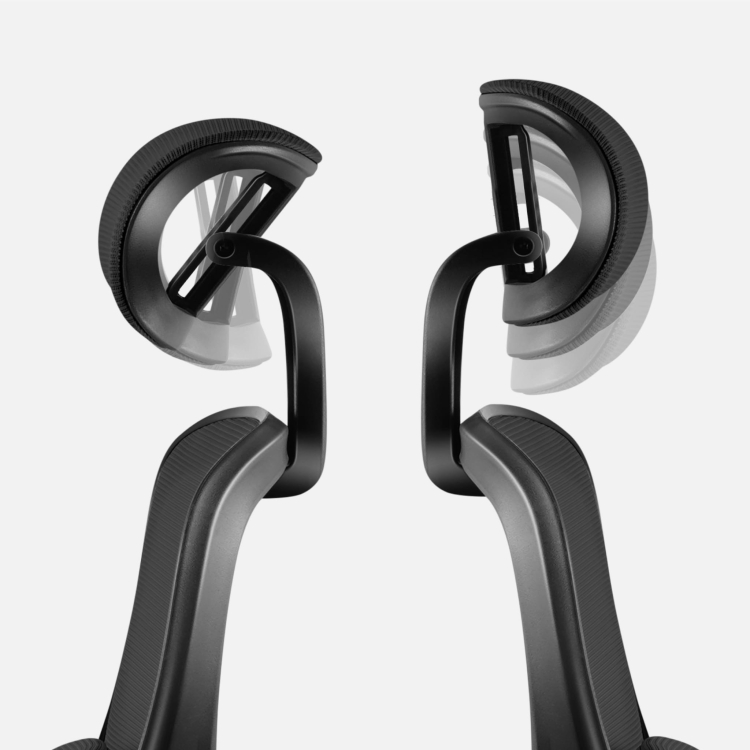 manager3-2_black_feature_headrest_adjustment_1.jpg